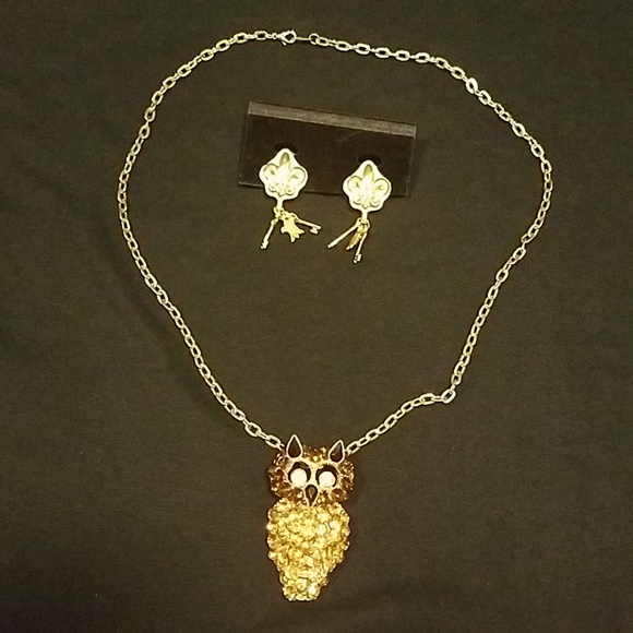 Jewelry - Gold Colored Necklace and Earrings